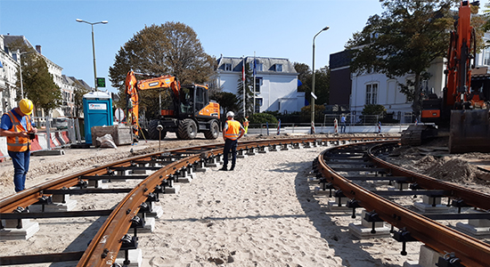 Logistics customization offers light rail contractor more efficiency 