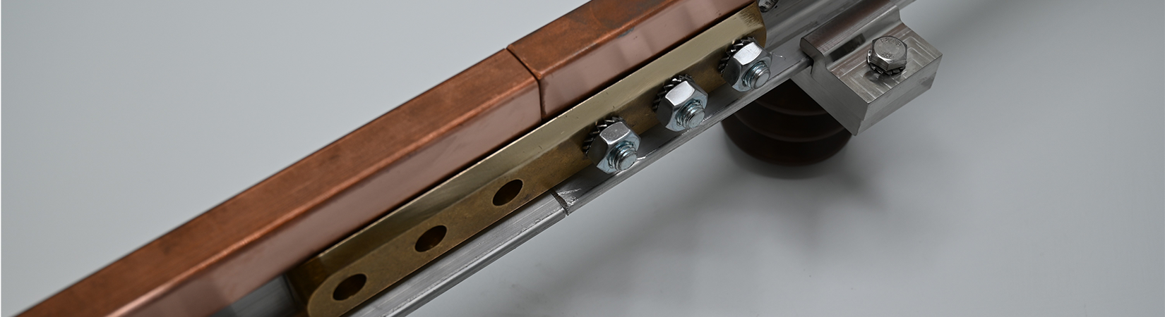Power Supply for Challenging Bottlenecks in Rail Infrastructure