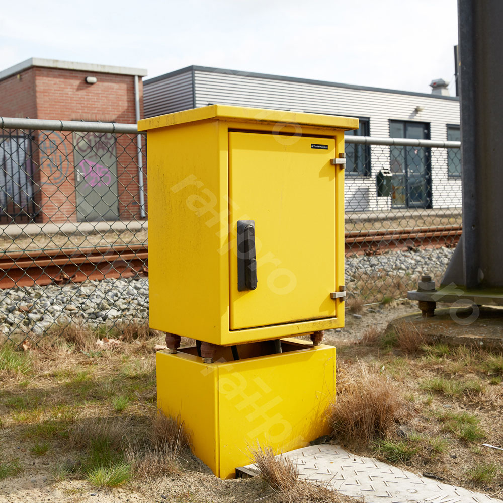 Turnout connection cabinet for NSE, 136V