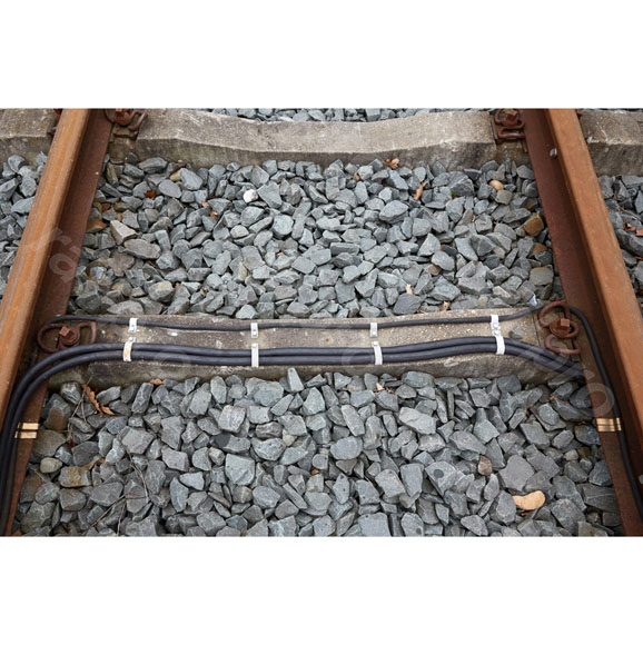 Tactile strip, with 4 holes, 180mm