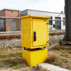Turnout connection cabinet for NSE, 136V